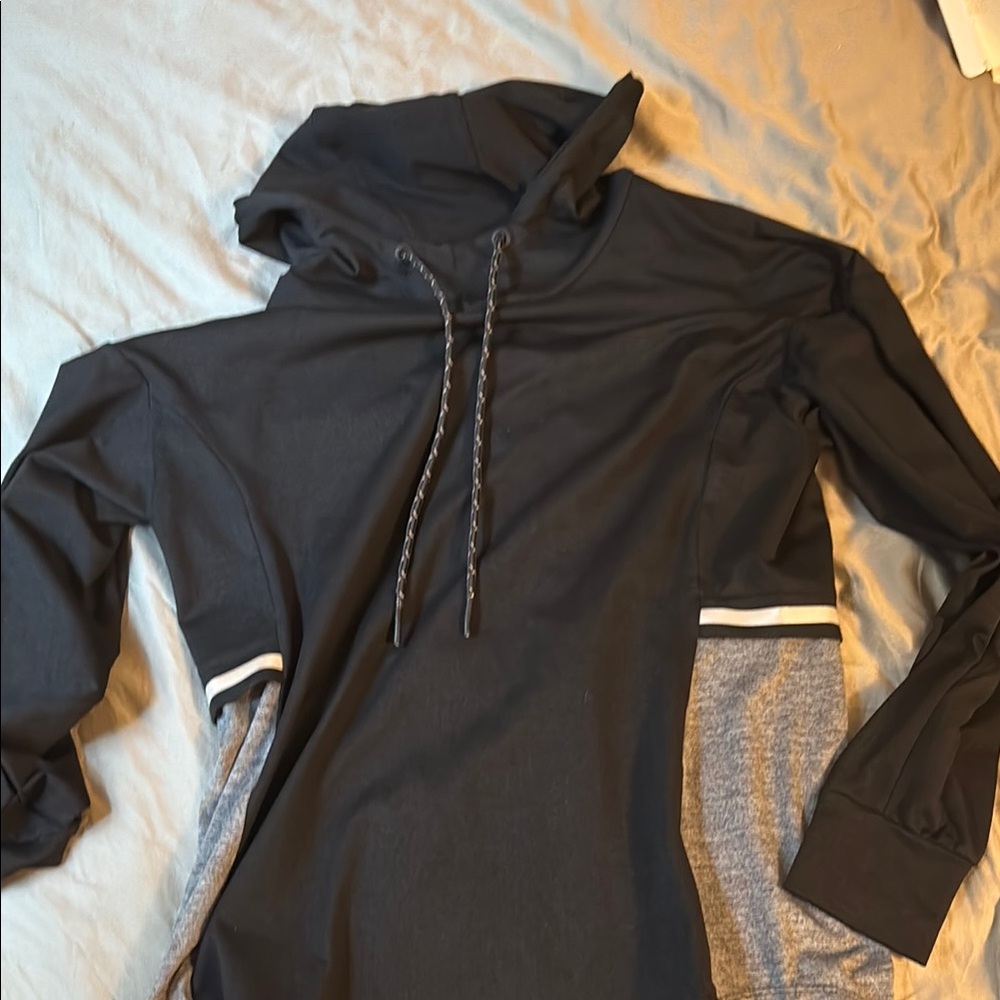 Women’s Black and Gray Hoodie Sweater
